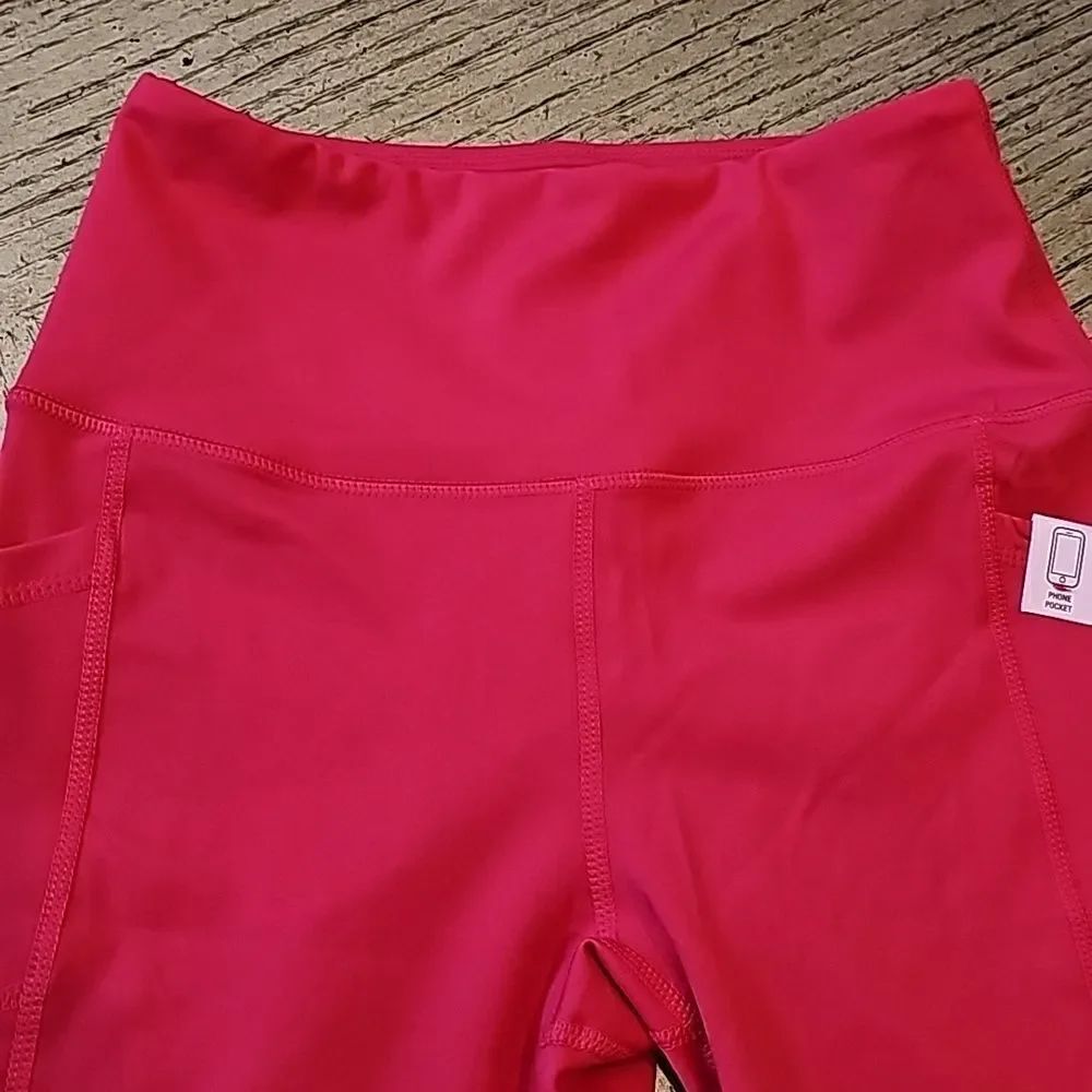 Workout shorts pink size S NWT - Picture 2 of 10